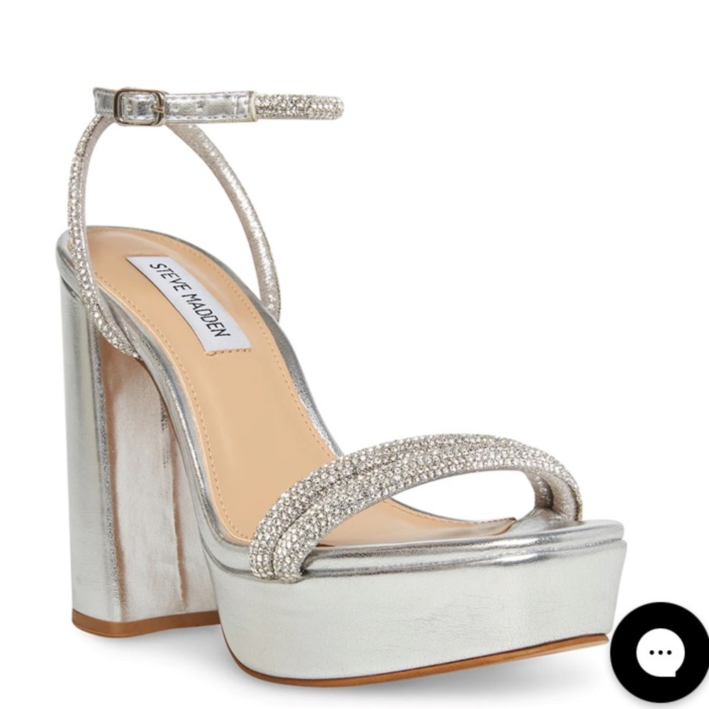 Steve Madden Lofty Platform Heels in Silver - Size 8.5